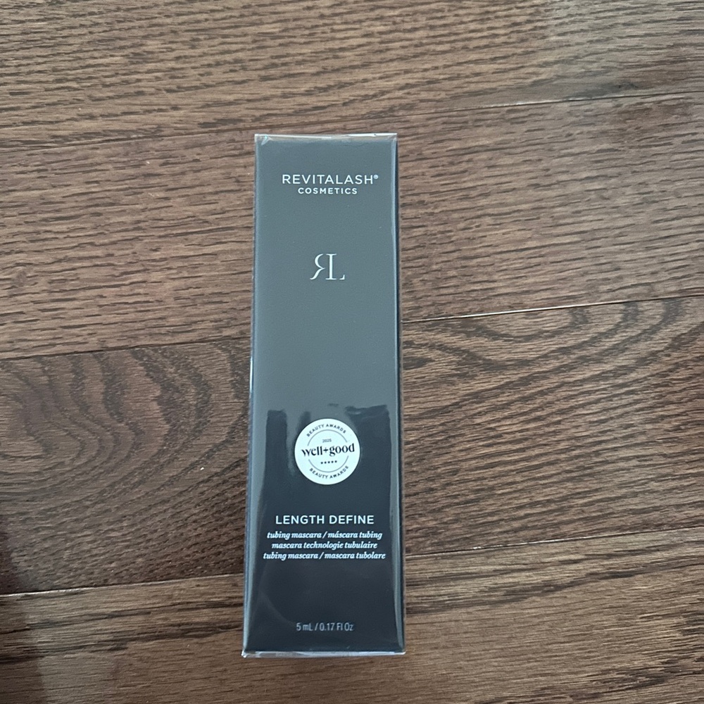 Revitalash Length Define tubing mascara